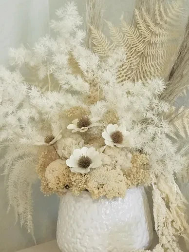 Dried Floral Arrangements 5